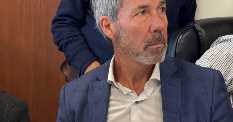 Presentan proyecto para eliminar las retenciones de manera gradual y que sea el Congreso el único habilitado para aumentarlas