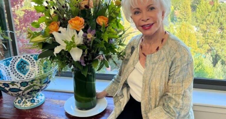 Isabel Allende, escritora, 83 años: “Mis nietas se mueren de vergüenza”