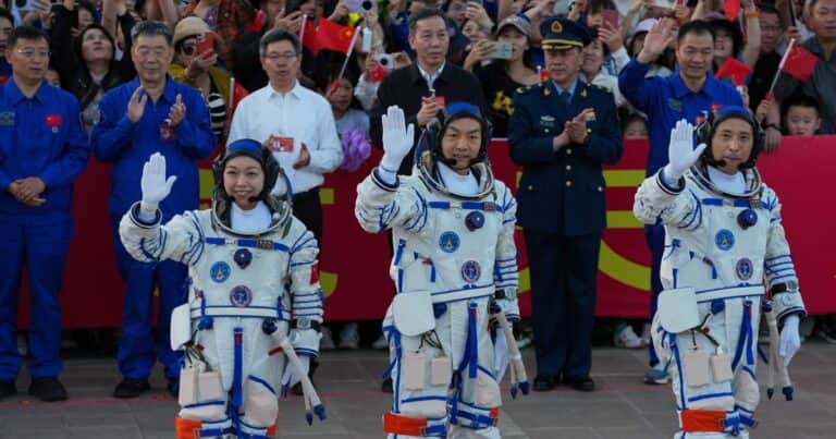 Shenzhou-23: quiénes son los astronautas de la histórica misión que lleva a China a tener a un tripulante un año en el espacio