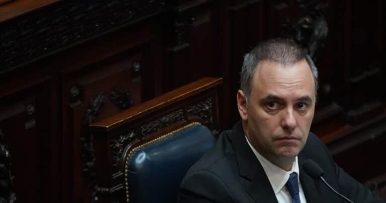 El Gobierno reabre la Sala de Periodistas de Casa Rosada pero mantiene el suspenso sobre la conferencia de Adorni