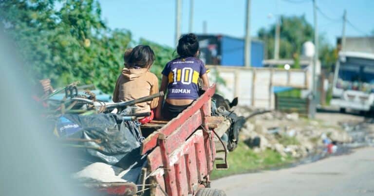 Con la inflación en baja, cuánto debe ganar una familia para ser de clase media en la Ciudad