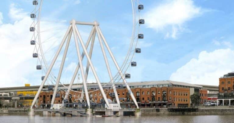 Una de las mayores constructoras del país pidió su concurso: amplió el Monumental y ahora instala la Rueda de Puerto Madero