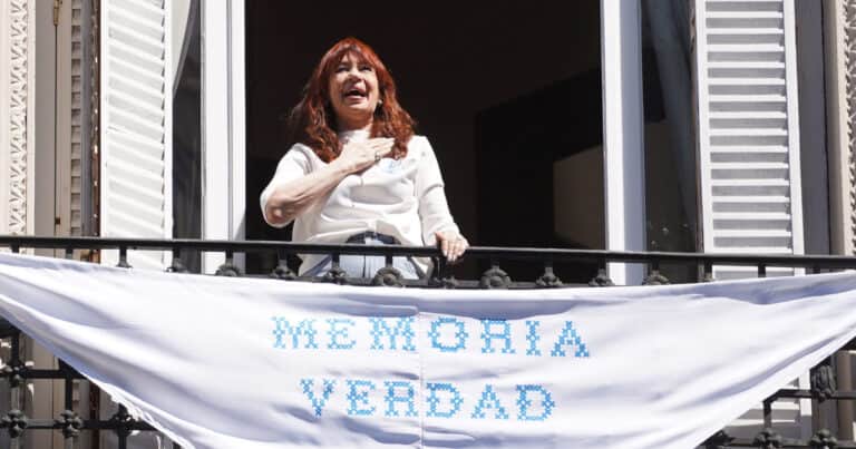 A un año de la condena, el liderazgo en declive de Cristina Kirchner profundiza la grieta en el peronismo