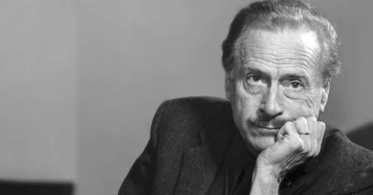 Marshall McLuhan, el filósofo que anticipó el mundo de las redes: qué quiso decir con “el medio es el mensaje”