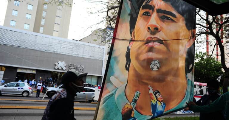 Juicio por Maradona: «Tenía la idea fija de volver a su casa», declaró el jefe de la clínica donde fue operado