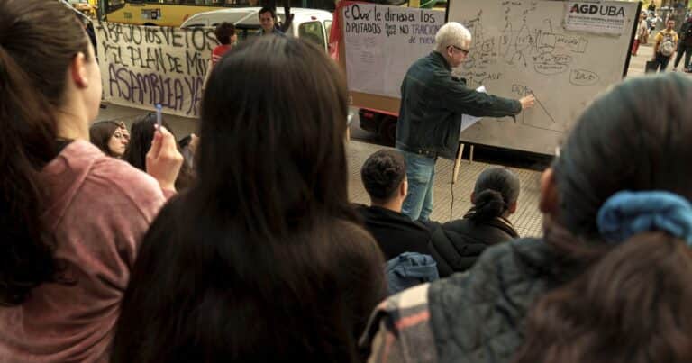Jubilados docentes y universitarios: se definieron las subas junio, julio y agosto