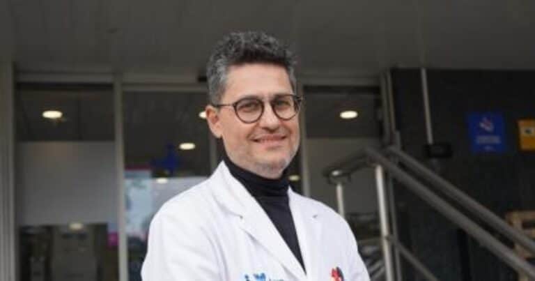 Antoni Ramos-Quiroga, psiquiatra: “Dejar de disfrutar del tiempo con los nietos es una señal frecuente de depresión en las personas mayores”