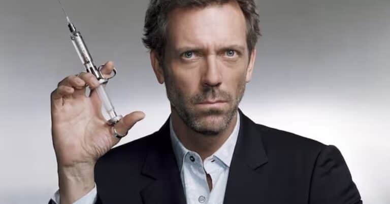 El inesperado cruce de Hugh Laurie con una periodista que criticó «Dr. House»: «Si todo lo que ves es un hospital, un médico y bla, bla, bla, entonces no estaba destinada para ti»