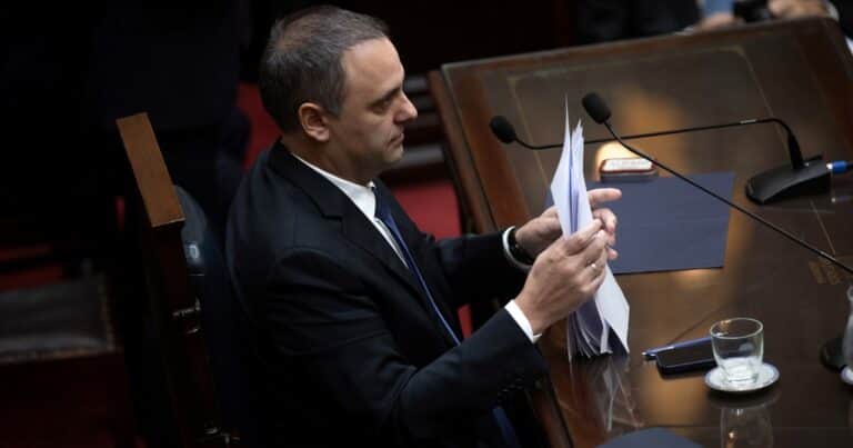 Con la salida de Adorni, el Gobierno logró contener a los aliados y evitar que el Congreso eche al jefe de Gabinete