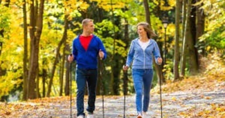 Los entrenadores coinciden: «A partir de los 55 años, hay que caminar todos los días al menos 20 minutos, preferir las escaleras, hacer estiramientos suaves y trabajar el equilibrio»