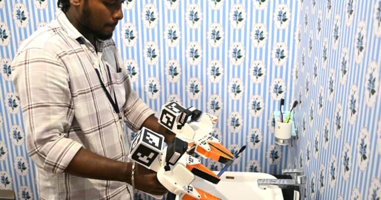 Entrenadores de IA: los videos con los se prepara a robots para que imiten a los humanos