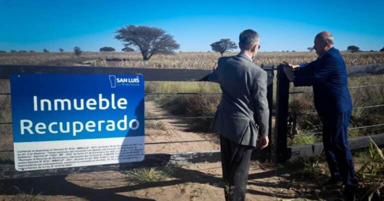 Escándalo político en San Luis: funcionarios procesados por la cosecha de 1400 hectáreas de maíz en un campo estatal