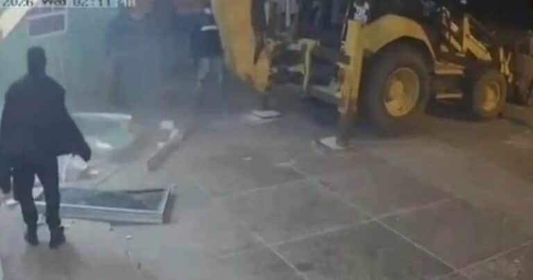 Filmaron el robo más cómico del mundo, con Batman presente, y la red se llenó de memes