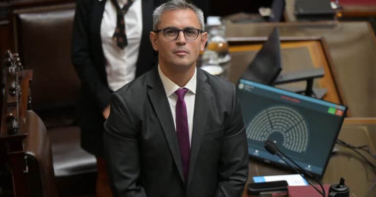 Javier Milei y sus medidas, EN VIVO: el oficialismo inicia el debate en Diputados de dos proyectos clave y apunta a aprobarlos en tres semanas