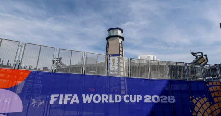 «Kit de supervivencia lingüística»: crean una guía de idiomas gratuita para que los que viajan al Mundial 2026 no dependan del traductor