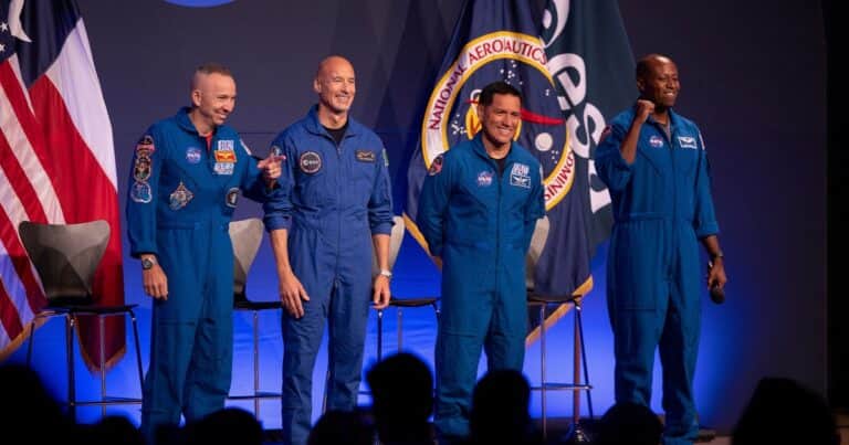 El italiano, el veterano de guerra, el debutante y el hombre récord: quiénes son los cuatro astronautas que eligió la NASA para Artemis III