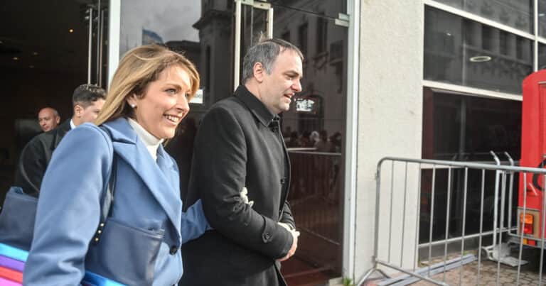 El futuro judicial de Adorni: números que «no cierran», dólares «sin justificación» y una intimación que no podrá evitar