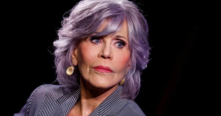 Jane Fonda, 88 años: «Me levanto a las 5:30 y hago ejercicio todos los días. Alterno días trabajando la parte superior e inferior del cuerpo para fortalecerlo»