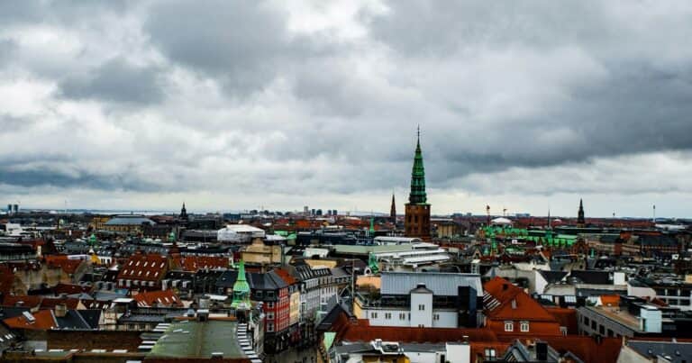 Perfecta para jubilarse: esta es la ciudad más feliz del mundo, y destaca por su equilibrio entre la vida laboral y personal