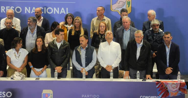 Cumbre peronista en medio del debate por «Cristina candidata»: quiénes confirmaron, los ausentes y los tanteos para parar las peleas