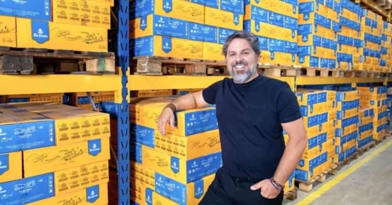 A los 17 años perdió una pierna, pidió prestado el equivalente a unos pocos dólares y convirtió una receta familiar en una empresa millonaria