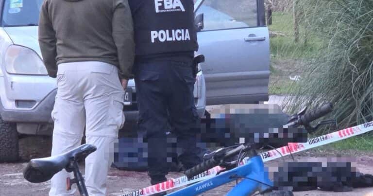 Un policía está grave después de defender a una familia de un robo y matar a dos ladrones en un tiroteo