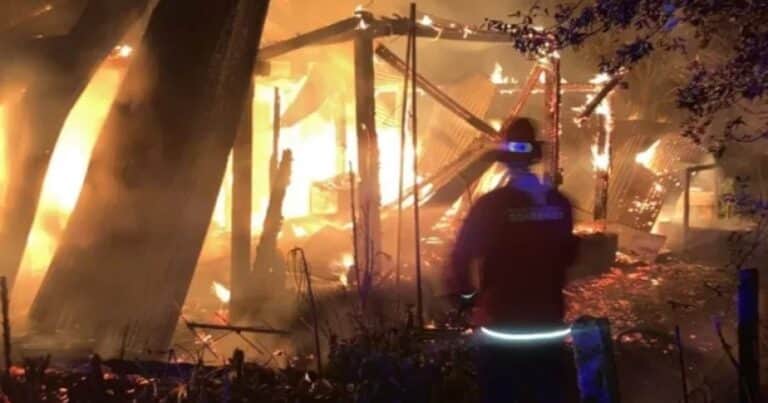 Tenía una perimetral, prendió fuego la casa de su ex y terminó matando a una amiga de la hija que se había quedado a dormir