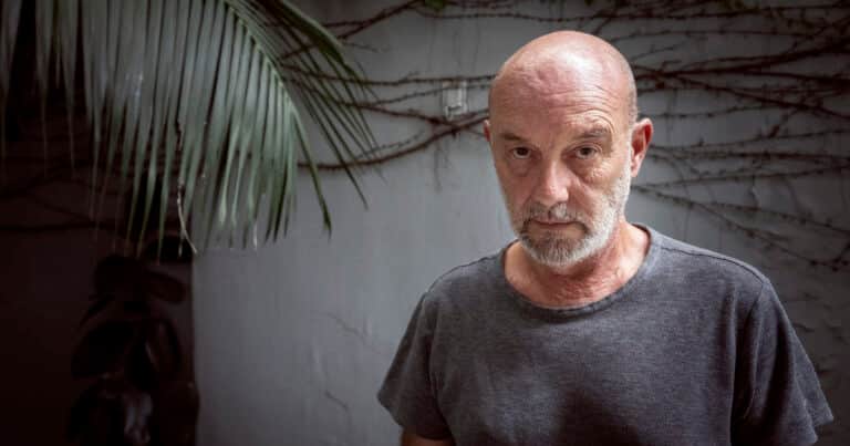 Sergio Bizzio: «El juego de la literatura es no saber adónde va una historia»