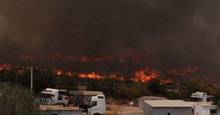 «Era como si hubiera explotado una bomba»: los impactantes testimonios de las víctimas del incendio en España