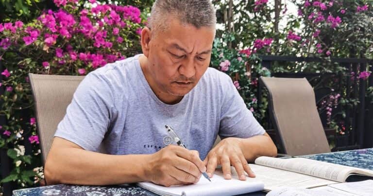 El empresario chino que no se rinde: todos los años es rechazado en el examen de ingreso a la universidad