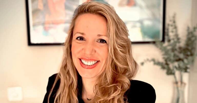 Ana Cortés, psicóloga: “A un jefe le debería preocupar más el silencio de sus empleados que las quejas, porque implica resignación y desconexión”