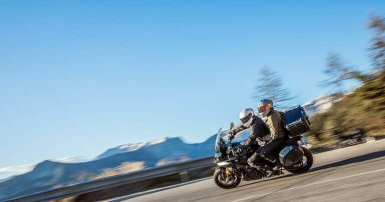 Carlos, jubilado de 66 años que lleva recorriendo Europa en scooter desde 2023: “Es ahora o nunca”