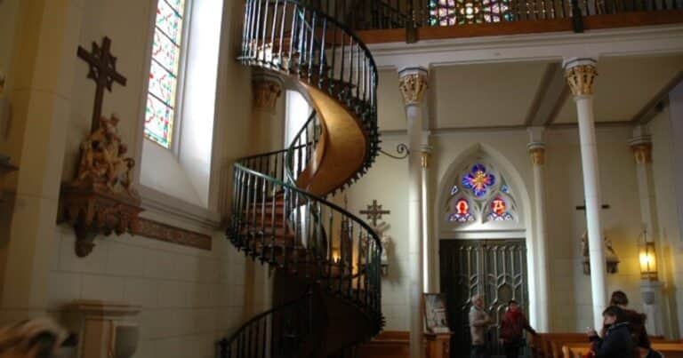 La escalera de San José: un misterio que lleva más de 150 años y nadie puede explicar