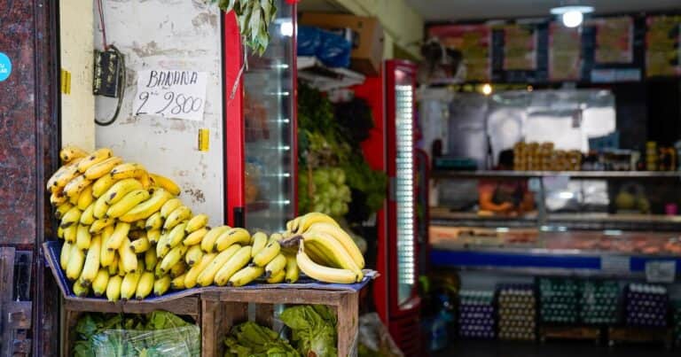 Canasta básica: una familia necesitó 1.531.473 pesos en junio para no ser pobre