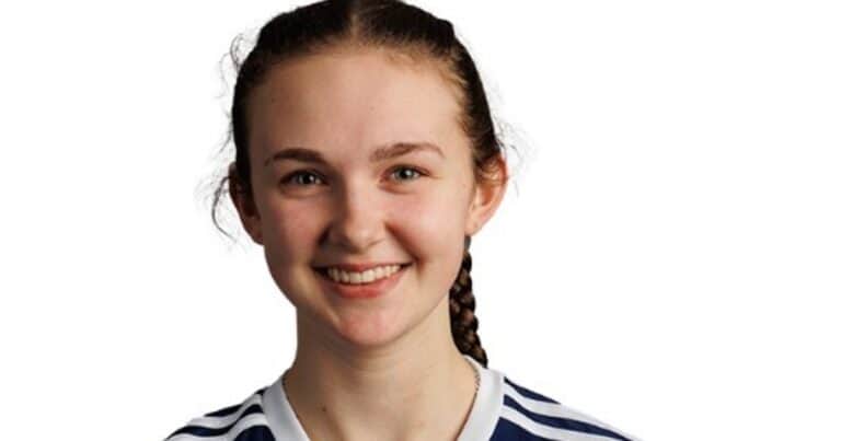 Una prometedora futbolista fue drogada en un boliche: «Ahora apenas puedo caminar»