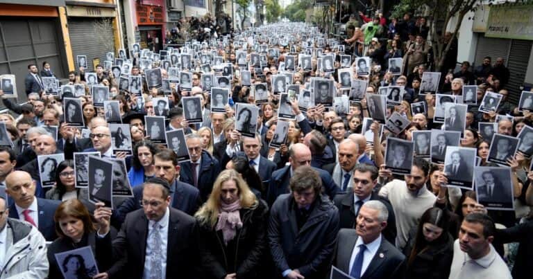 Frente a Milei, AMIA renovó sus críticas a la Justicia y habló de cajoneo del expediente