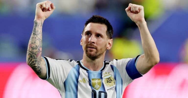 El gobierno de Tucumán decretó asueto administrativo este martes para ver Argentina-Egipto: «Nos regalan ese poco de alegría que al pueblo le hace falta»