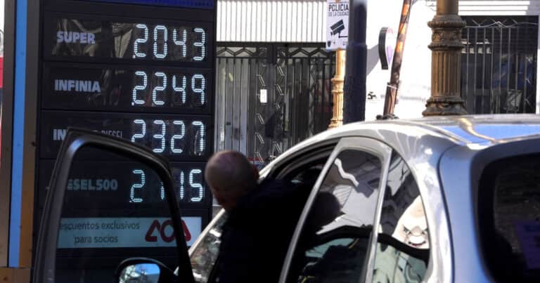Cuándo va a bajar la nafta y por qué YPF será clave en el número de inflación