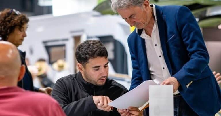 Enrique Rita, gerente de una empresa de autocaravanas: “Se puede abaratar de 10.000 a 12.000 euros un vehículo de caravaning de ocasión con dos años de antigüedad”