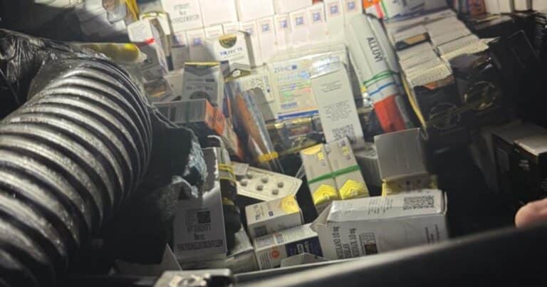 Un pareja quiso entrar desde Brasil con un lote de anabólicos y medicamentos experimentales: cuando los descubrieron en Aduana salieron corriendo