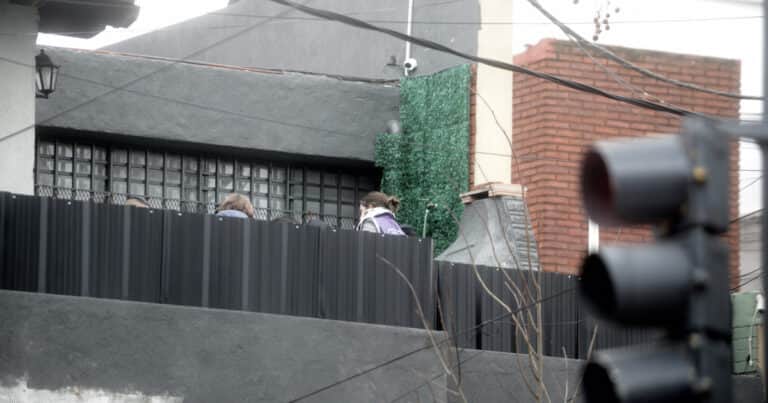 Femicidio en Villa Devoto: la hija de 8 años vio por las cámaras cómo su papá mataba a su mamá