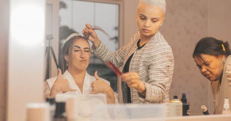 María José Llata, experta en pelo: «El aceite de romero, aplicado una o dos veces por semana, puede favorecer para que el cabello crezca más fuerte y con mejor calidad»