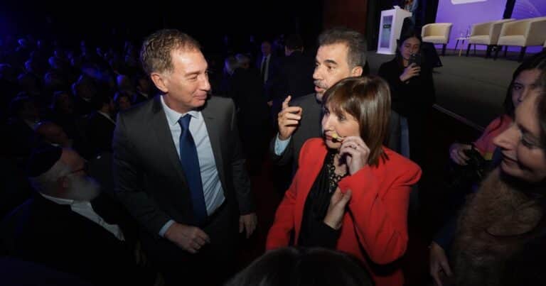 El Gobierno niega una ruptura con gobernadores aliados tras el traspié por propiedad privada y busca recomponer el vínculo