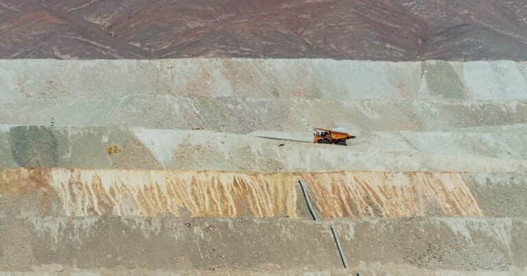 La carrera de un gigante minero que va por el cobre argentino: alianza con una canadiense y la apuesta por Mendoza