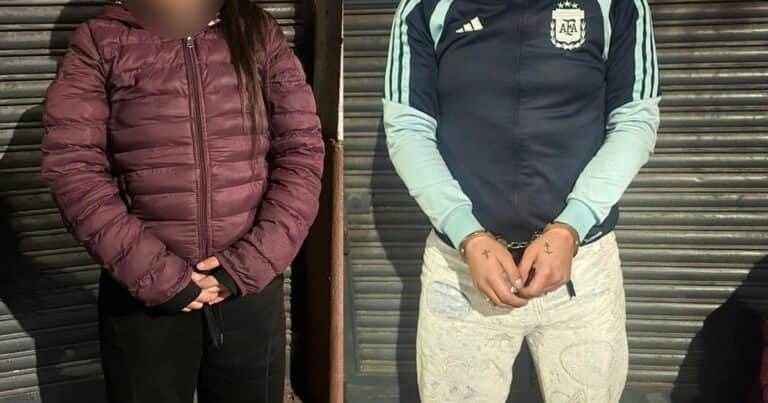Tenía antecedentes como trapito y ahora cayó con un ladrillo de cocaína que llevaba la marca de un delfín