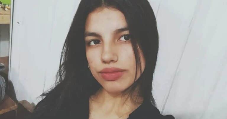 «Todos se comieron el verso del suicidio»: investigan si un chico de 16 años mató a una compañera por encargo