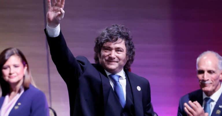 Nueva encuesta y nueva caída de Milei: ahora bajó en un ranking de presidentes de la región