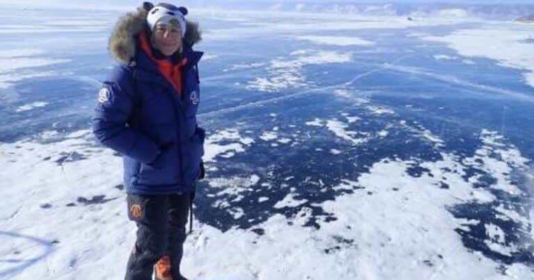 Chus Lago, alpinista, 61 años: “A los 32 un médico me dijo que acabaría en silla de ruedas y a los tres meses subí al Everest; las cosas tienen que salir de tus ganas”