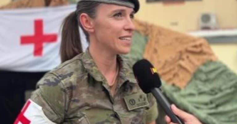 Beatriz Martínez de Castro, capitán del Ejército: «No vengo de familia militar. A mis padres les pareció bien porque, al final, ser enfermera también lo veían como algo bastante interesante»