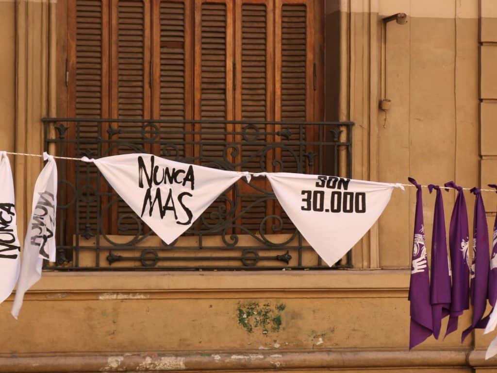 Lanzan una campaña en Córdoba para identificar restos de desaparecidos a través de muestras de sangre